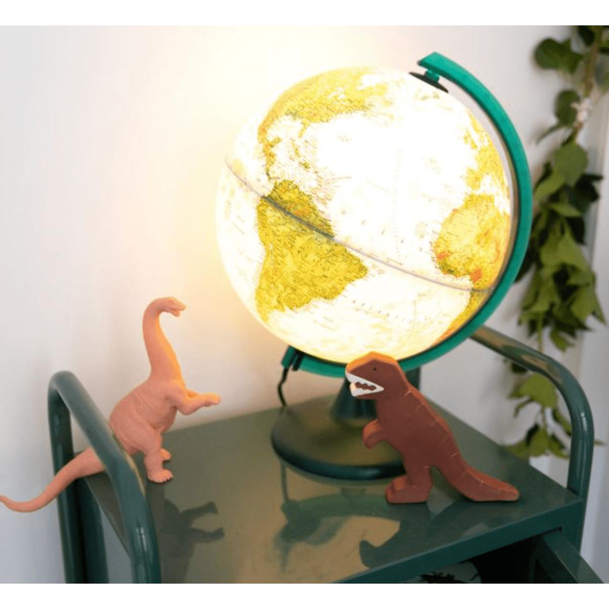 Globe lumineux des animaux
