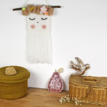 Hirondelle pailletée or Barnabé aime le café