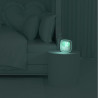 Réveil dans une chambre dans le noir Réveil dans une chambre dans le noir