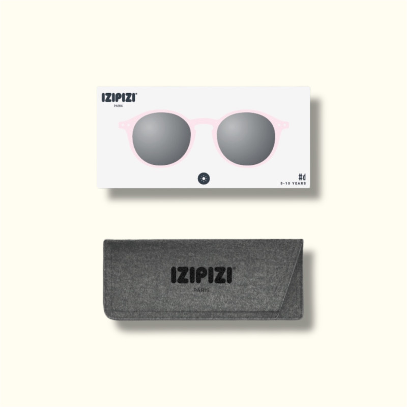 Boîte et pochette de la paire de lunettes de soleil