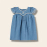 Robe bébé brodée denim clair de face Robe bébé brodée denim clair de face
