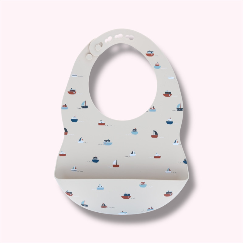 Bavoir en silicone bateaux blanc