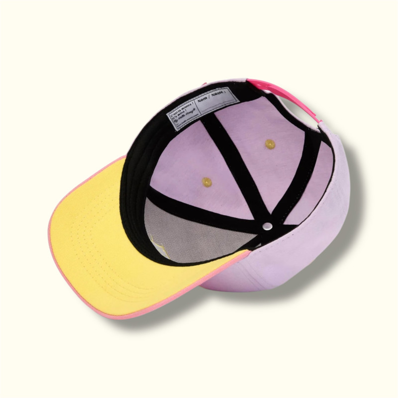 Casquette renversée