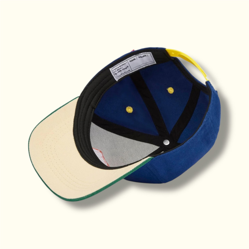 Casquette renversée