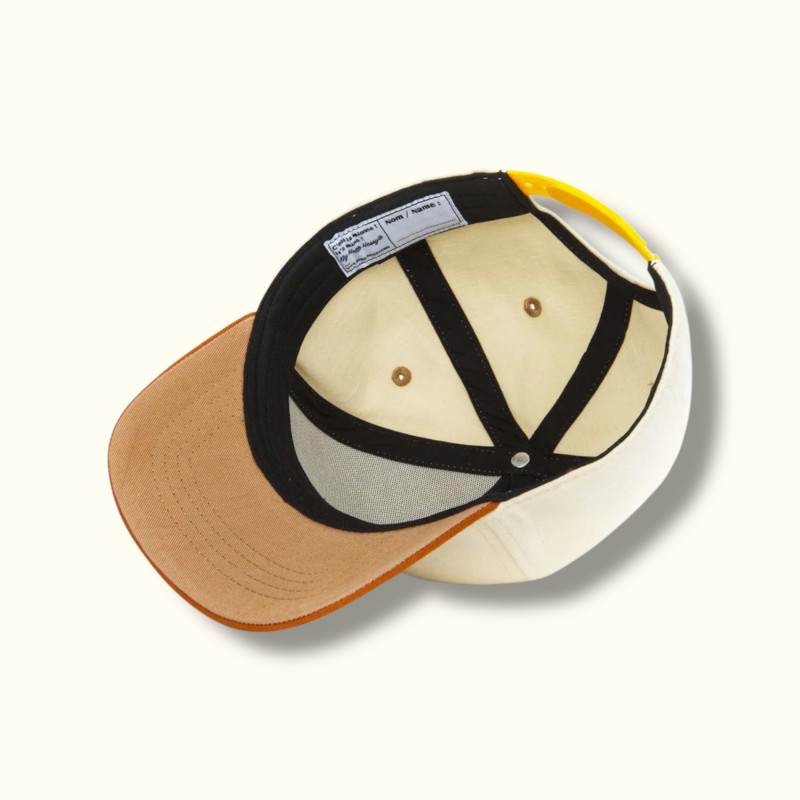 Casquette renversée