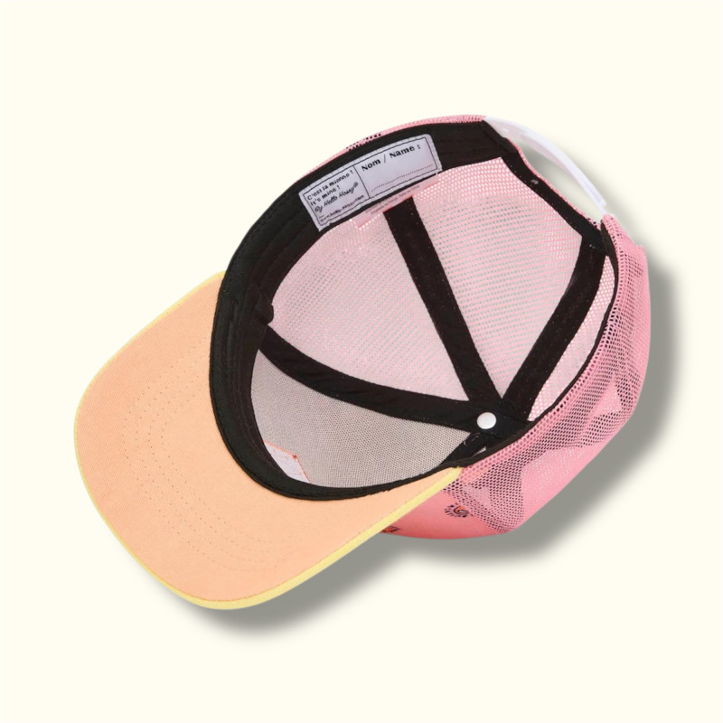 Casquette renversée