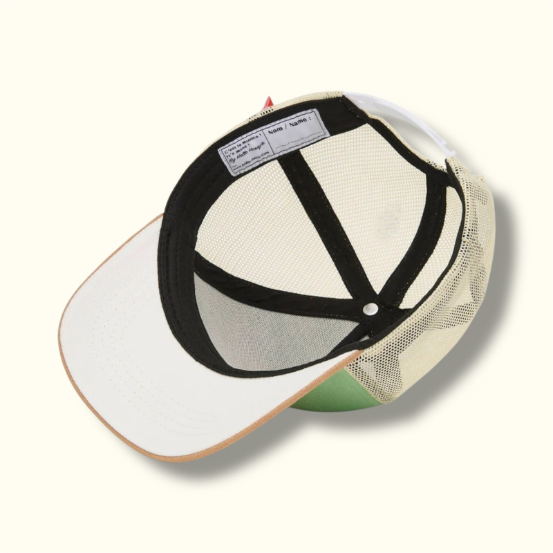 Casquette renversée