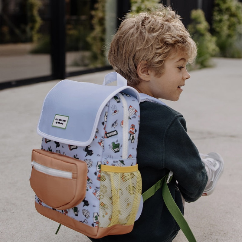 sac à dos bleu clair à motif fun et sportif