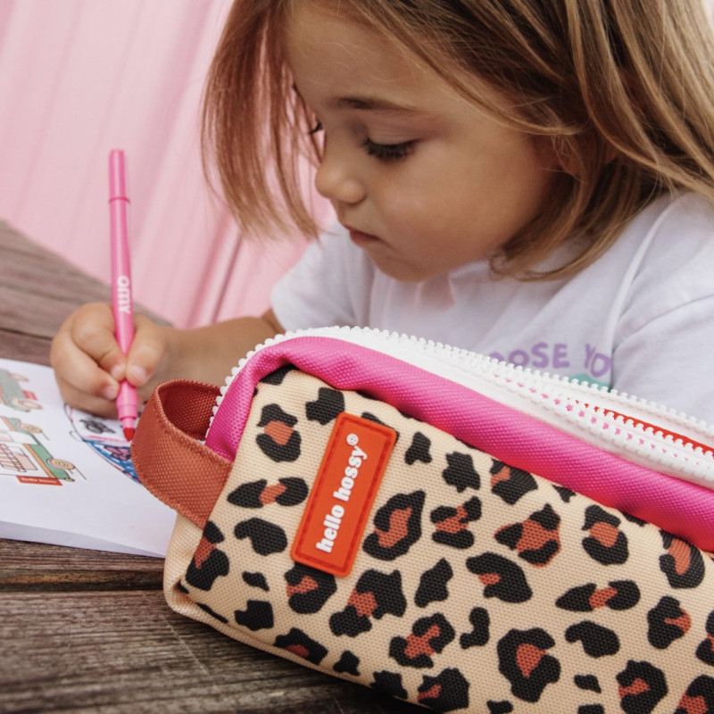 trousse léopard et rose