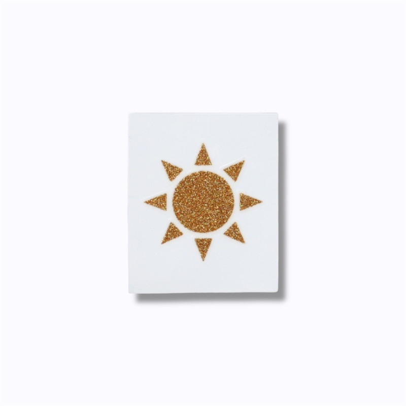 Tatouage soleil doré