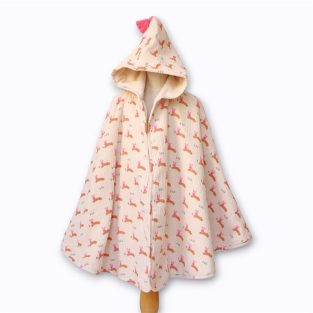 Grande cape de bain lapin rose - Le Petit Souk Grande cape de bain lapin rose - Le Petit Souk