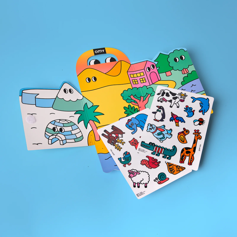 carnet de stickers Montessori Animals OMY