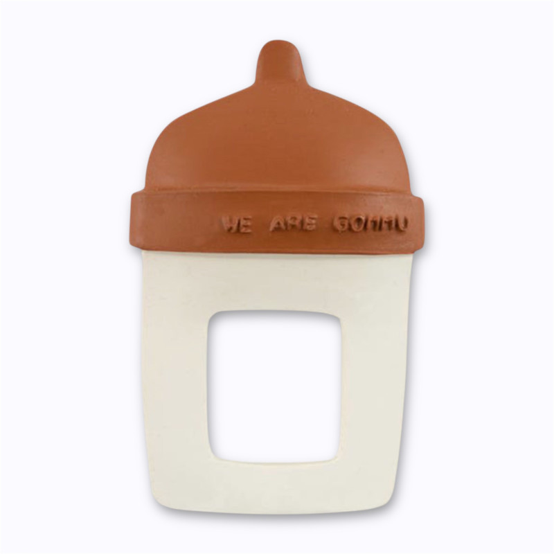 Anneau de dentition bouteille de lait We Are Gommu en caoutchouc naturel bébé