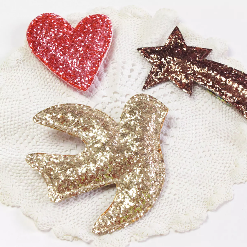 Hirondelle pailletée or Barnabé aime le café