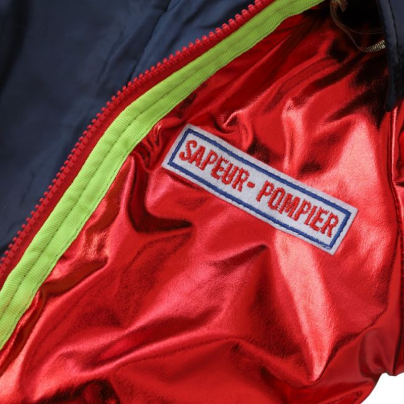 Déguisement combinaison pompier Le Petit Souk rouge pour enfants