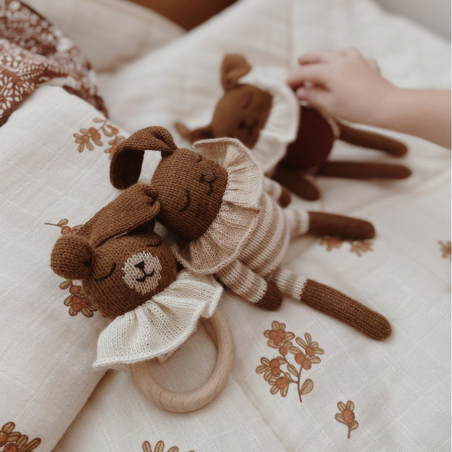 Anneau de dentition ourson noisette Main Sauvage en coton bio et bois d’érable